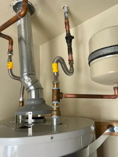 Water heater installation and plumbing repair in Oakhurst
